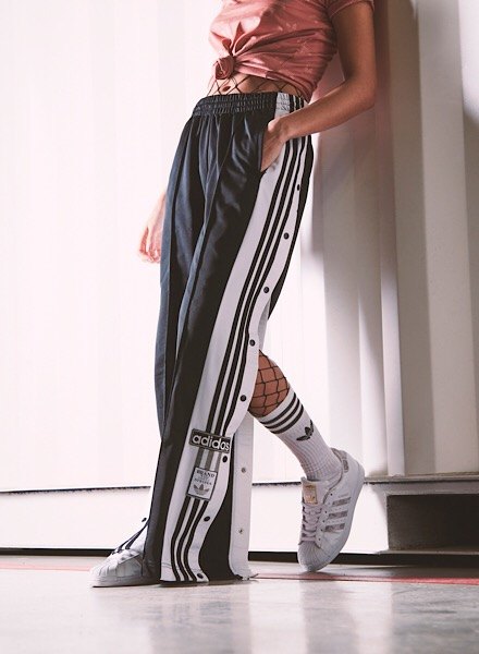 Look Poppin’ in this season’s hottest trend: Popper Pants | JD Women